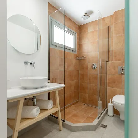Adama's Aparthotel *