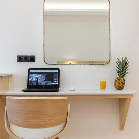 Adama's Aparthotel *