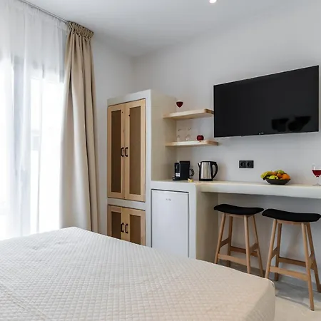 Adama's Aparthotel Naxos City