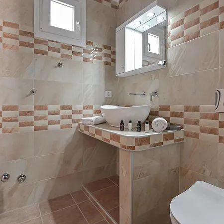 Adama's Aparthotel *