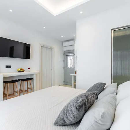 Aparthotel Adama's Naxos Naxos City