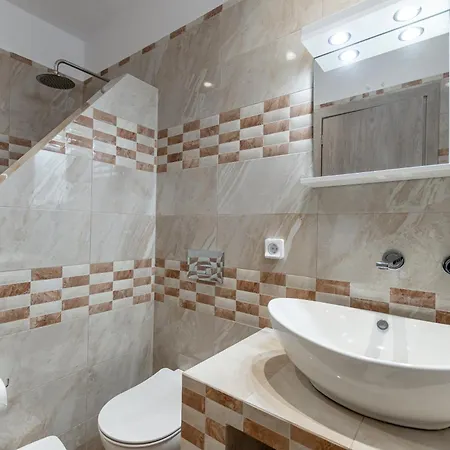 Adama's Naxos Lejlighedshotel Naxos City