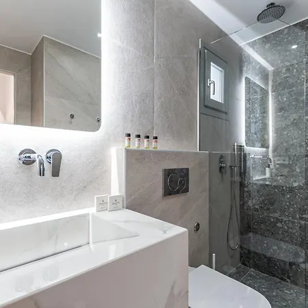 Adama's Naxos Lejlighedshotel 4*