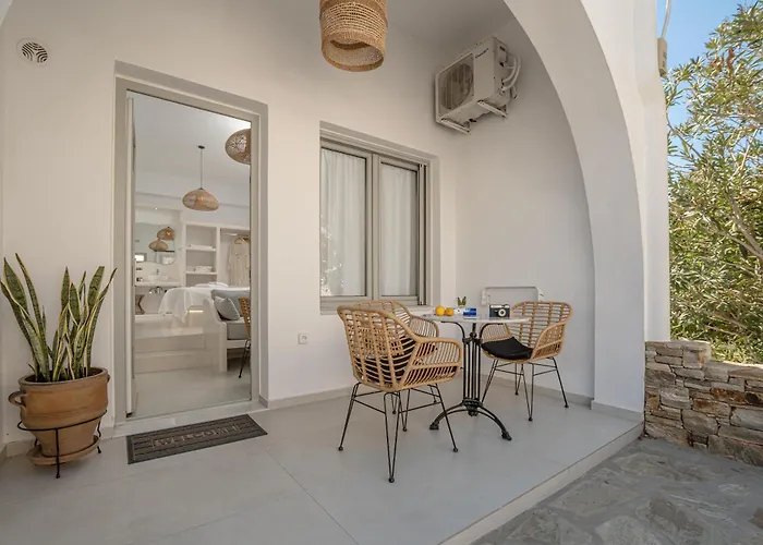 Апарт-отель Adama's Naxos Naxos City